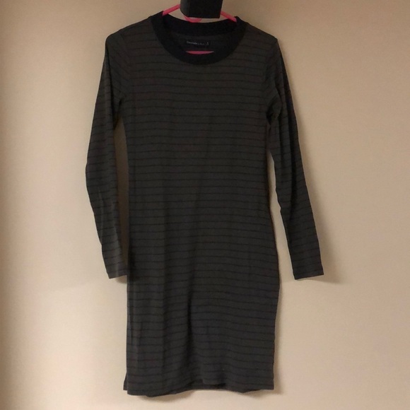 Abercrombie & Fitch Olive Striped Knit Dress - Picture 2 of 6